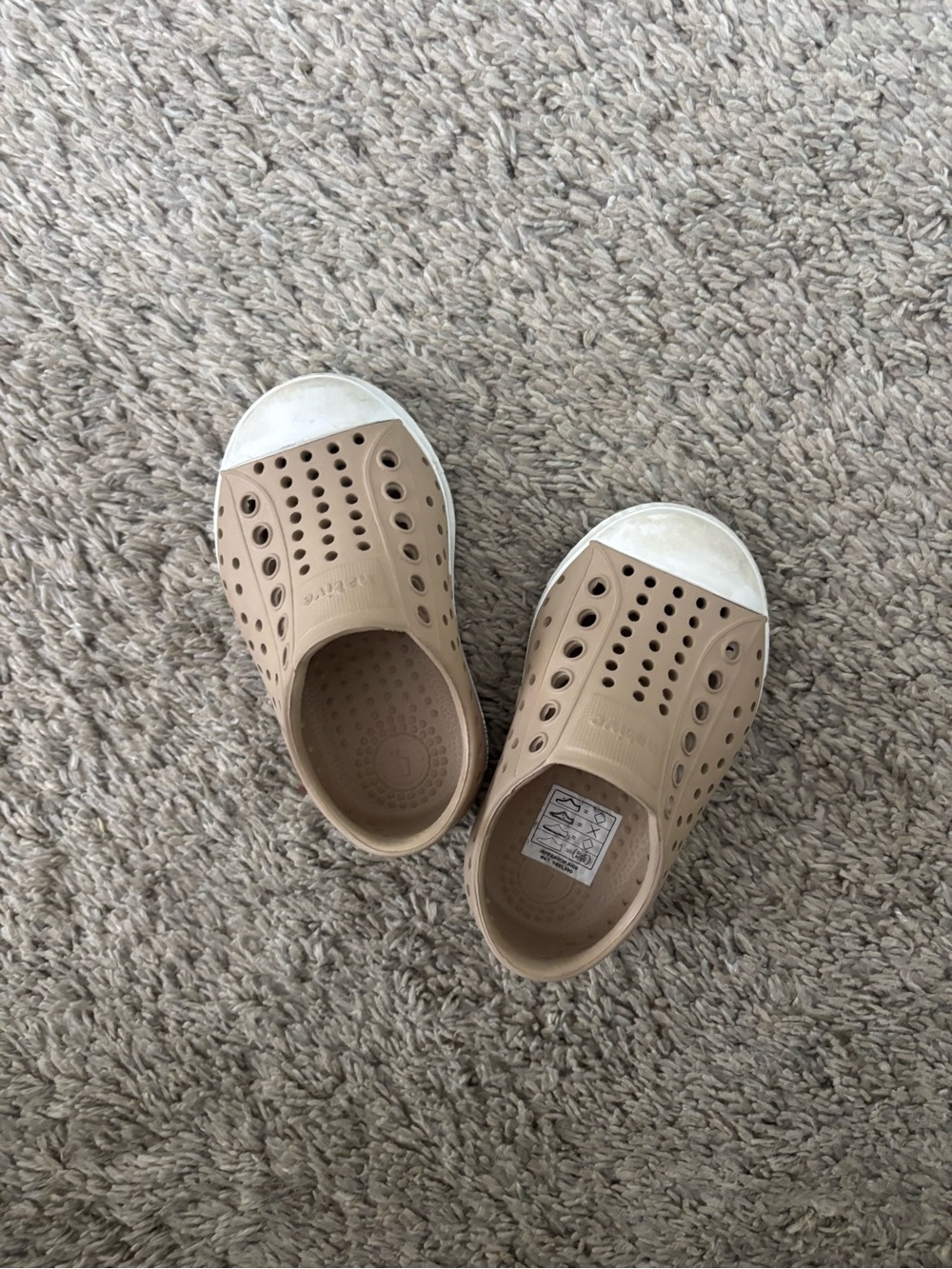 Native Baby Shoes Size C4 Flax/Tab